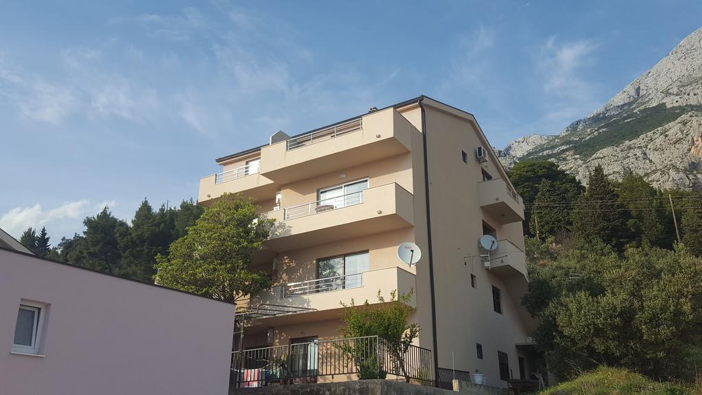 Apartman Rita Lägenhet Makarska Exteriör bild
